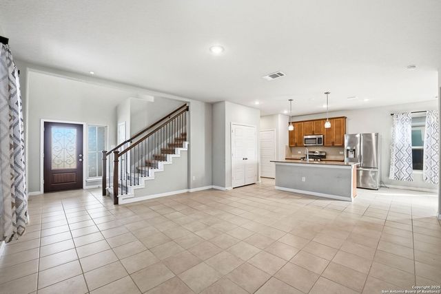 9102 Devils River, Converse, TX 78109