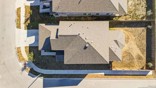 9102 Devils River, Converse, TX 78109