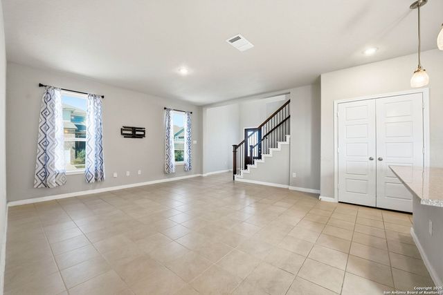 9102 Devils River, Converse, TX 78109