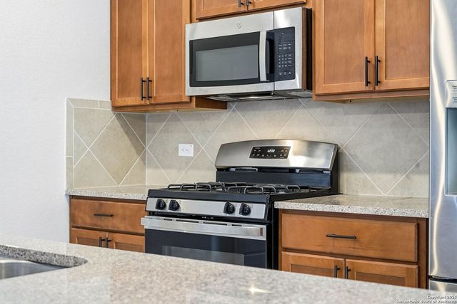 9102 Devils River, Converse, TX 78109