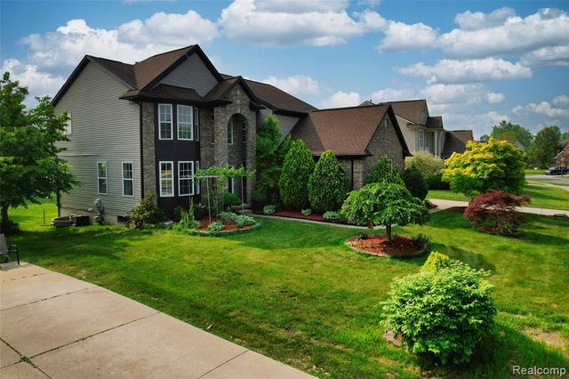 6330 Sadie Lane, Belleville, MI 48111