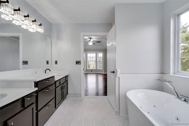 6330 Sadie Lane, Belleville, MI 48111
