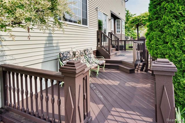 6330 Sadie Lane, Belleville, MI 48111