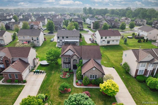 6330 Sadie Lane, Belleville, MI 48111