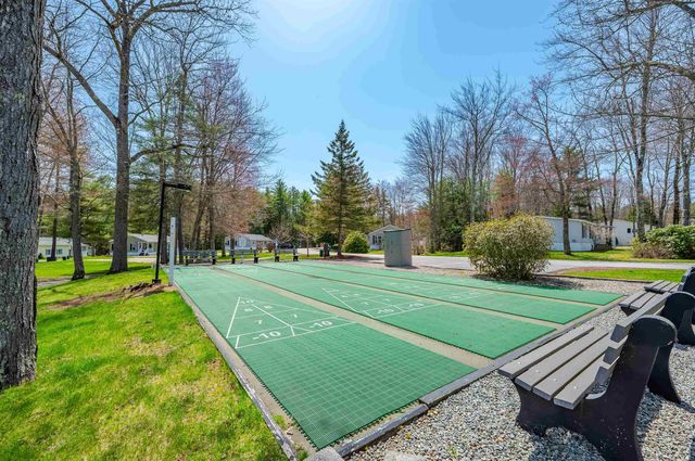 10 York Court, Rochester, NH 03868