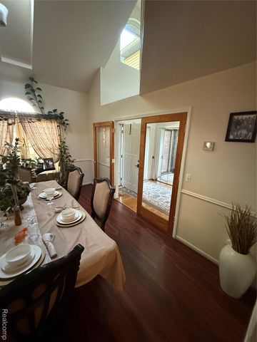 44994 Sondra Drive, Van Buren Charter Township, MI 48111