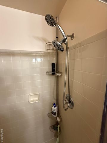 44994 Sondra Drive, Van Buren Charter Township, MI 48111