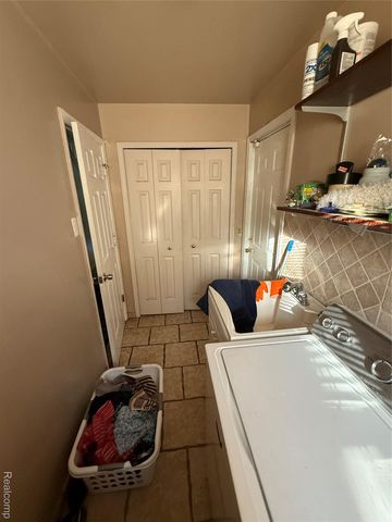 44994 Sondra Drive, Van Buren Charter Township, MI 48111