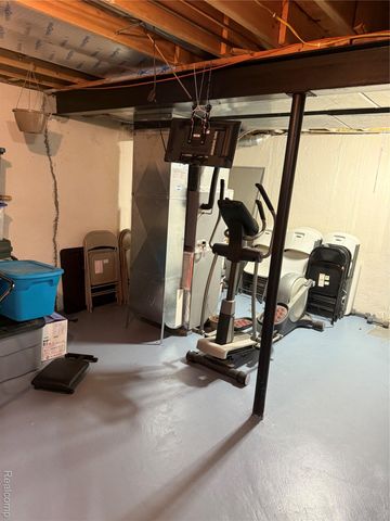 44994 Sondra Drive, Van Buren Charter Township, MI 48111