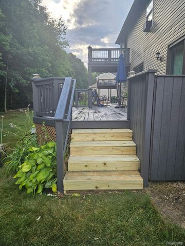 44994 Sondra Drive, Van Buren Charter Township, MI 48111