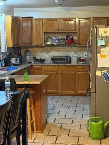 44994 Sondra Drive, Van Buren Charter Township, MI 48111