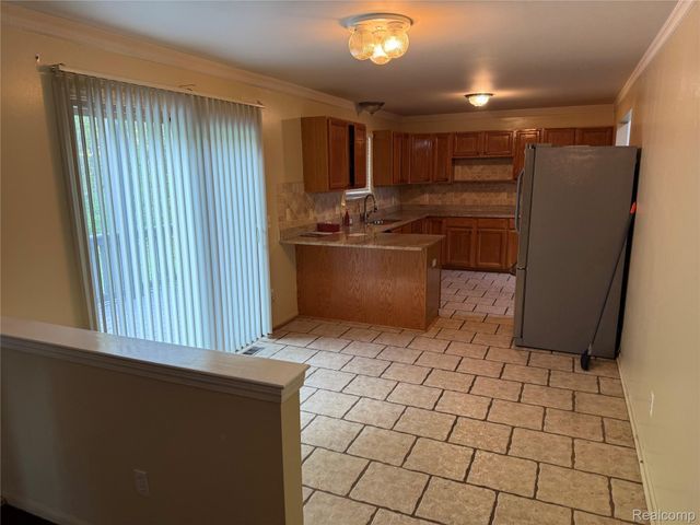 44994 Sondra Drive, Van Buren Charter Township, MI 48111