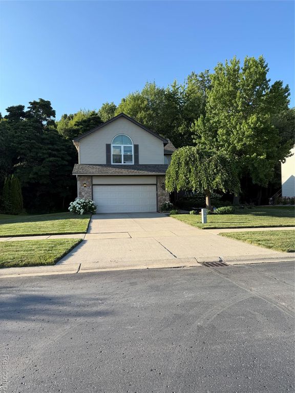 44994 Sondra Drive, Van Buren Charter Township, MI 48111
