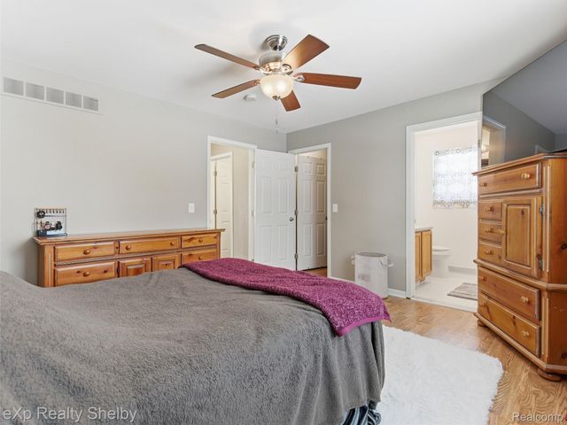 53152 Cripple Creek Drive, Chesterfield Township, MI 48047