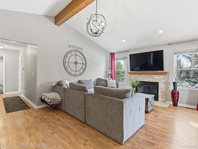 53152 Cripple Creek Drive, Chesterfield Township, MI 48047