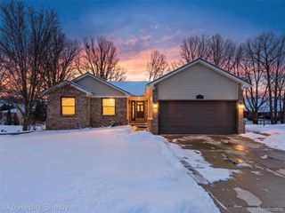 53152 Cripple Creek Drive, Chesterfield Township, MI 48047