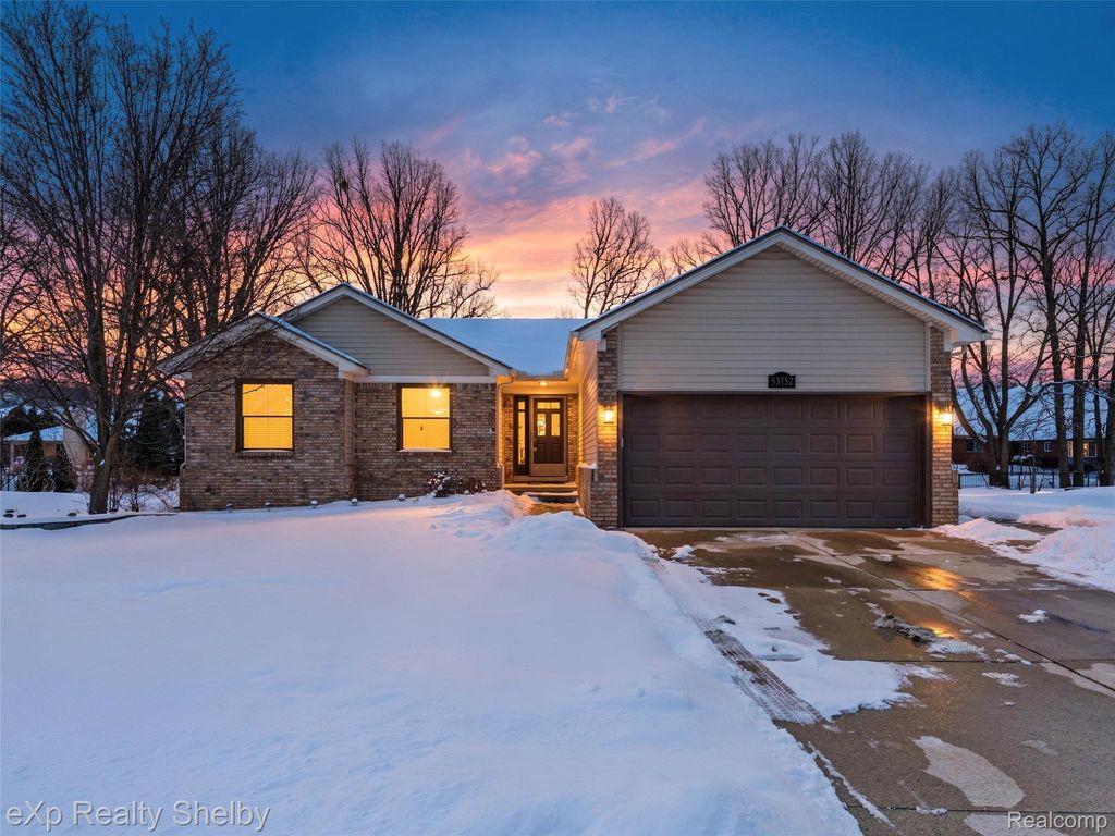 53152 Cripple Creek Drive, Chesterfield Township, MI 48047