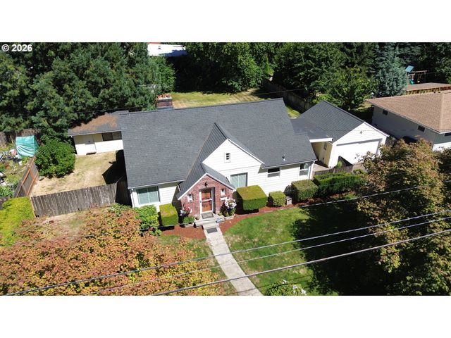 10320 Se STANLEY Ave, Milwaukie, OR 97222