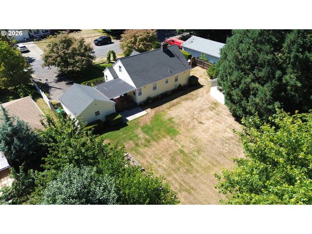 10320 Se STANLEY Ave, Milwaukie, OR 97222