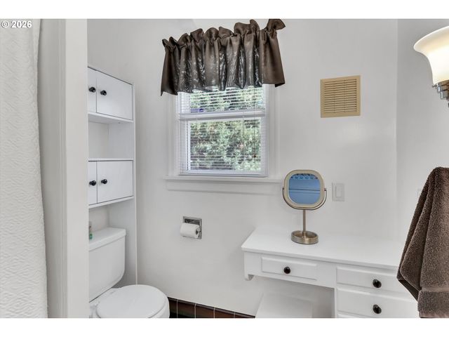 10320 Se STANLEY Ave, Milwaukie, OR 97222