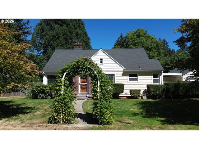10320 Se STANLEY Ave, Milwaukie, OR 97222