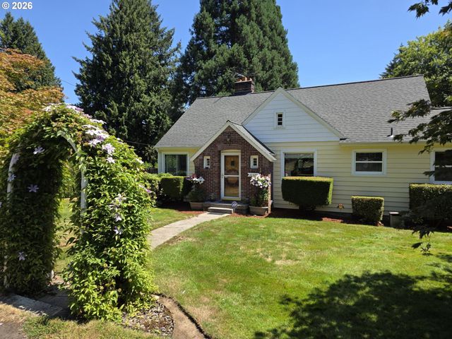 10320 Se STANLEY Ave, Milwaukie, OR 97222