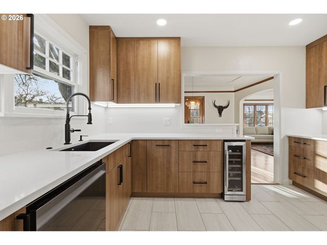 123 W 38TH St, Vancouver, WA 98660