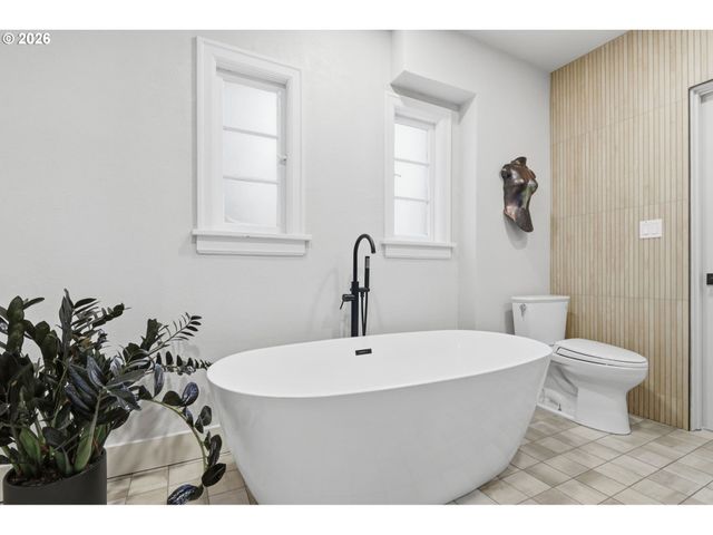 123 W 38TH St, Vancouver, WA 98660