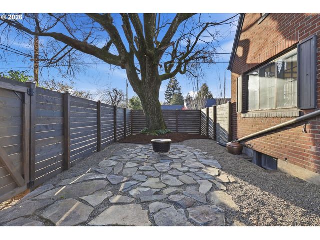 123 W 38TH St, Vancouver, WA 98660