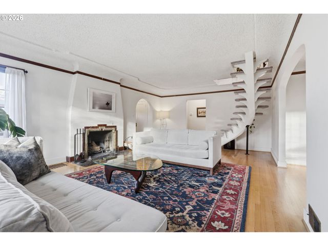 123 W 38TH St, Vancouver, WA 98660