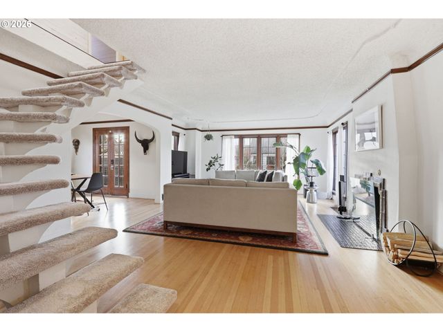 123 W 38TH St, Vancouver, WA 98660