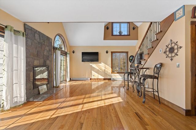 110 Minebrook Rd, Webster, MA 01570