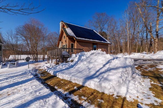 110 Minebrook Rd, Webster, MA 01570