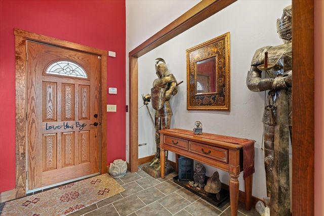 110 Minebrook Rd, Webster, MA 01570