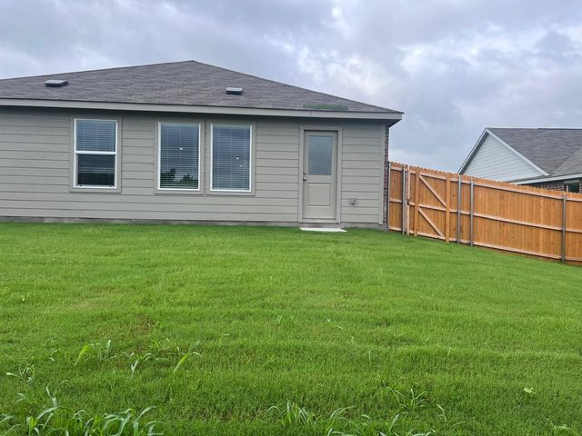 405 McNelly Lane, Sherman, TX 75090