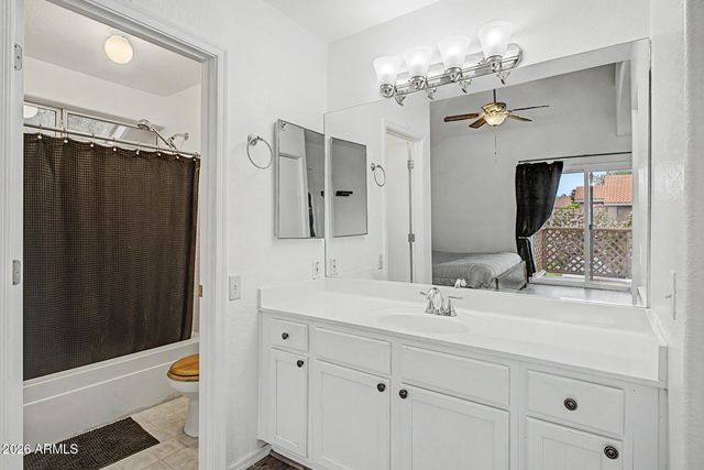 1633 E LAKESIDE Drive 58, Gilbert, AZ 85234