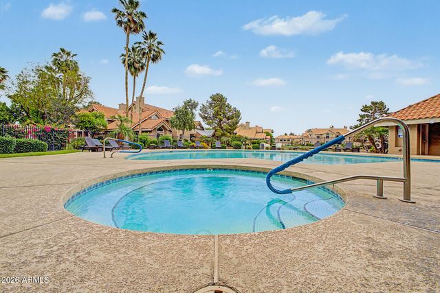 1633 E LAKESIDE Drive 58, Gilbert, AZ 85234
