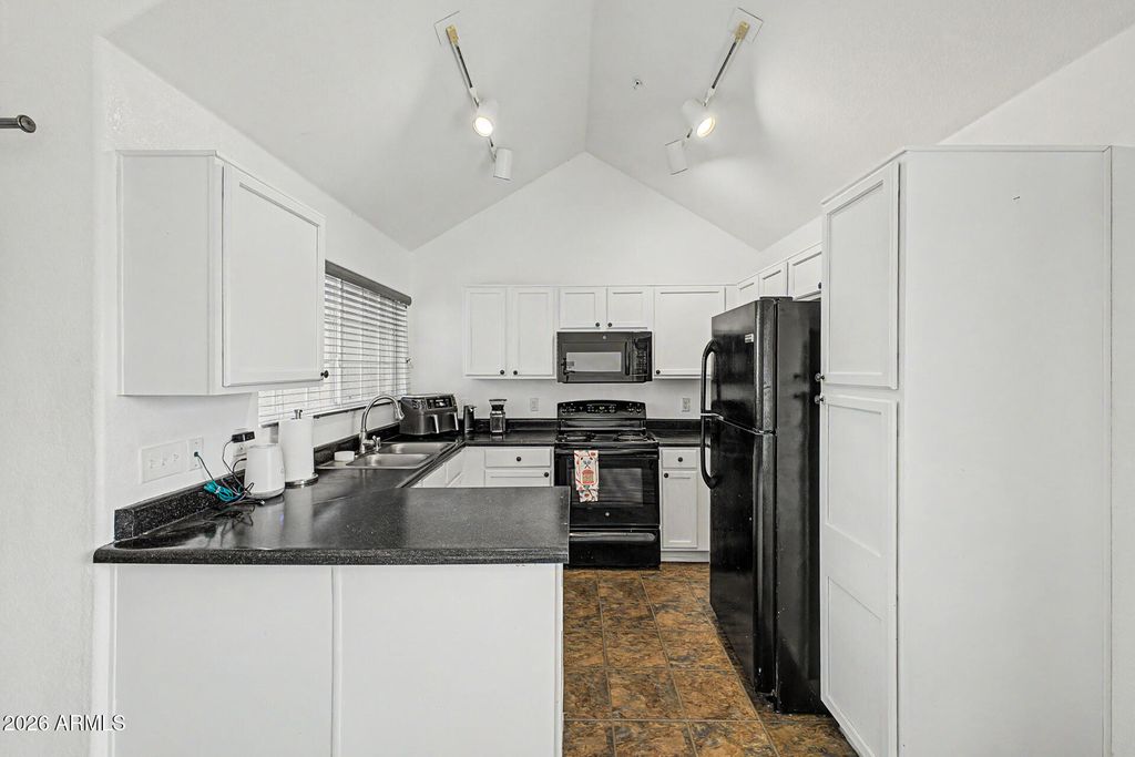 1633 E LAKESIDE Drive 58, Gilbert, AZ 85234 — photo 2