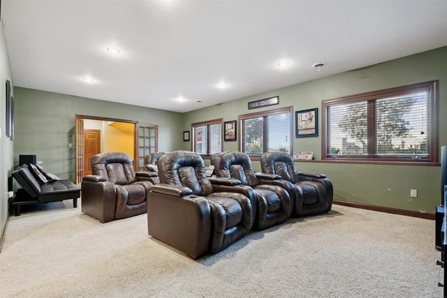 1001 Indigo St, Grundy Center, IA 50638