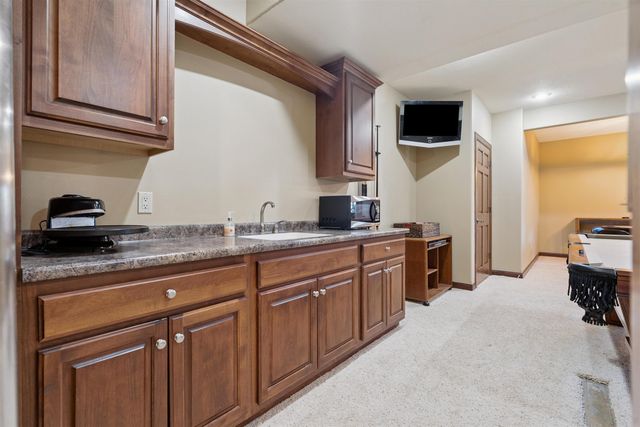 1001 Indigo St, Grundy Center, IA 50638