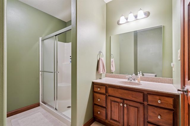 1001 Indigo St, Grundy Center, IA 50638