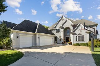 1001 Indigo St, Grundy Center, IA 50638