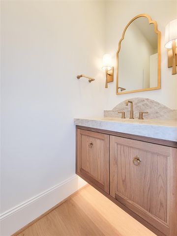 1922 Norcrest Dr Drive, Houston, TX 77055