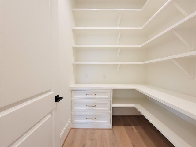 1922 Norcrest Dr Drive, Houston, TX 77055