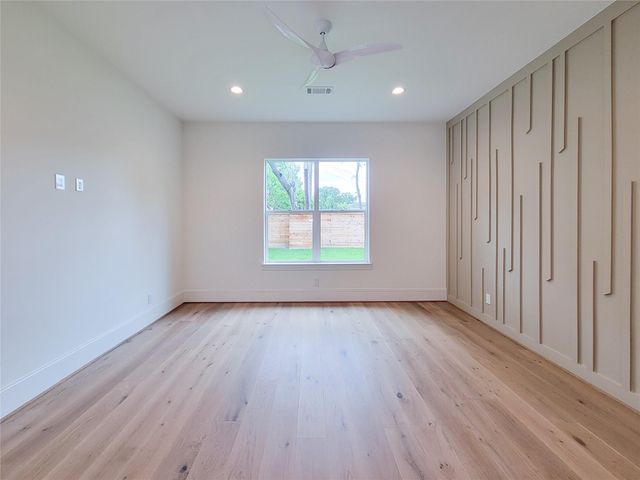 1922 Norcrest Dr Drive, Houston, TX 77055