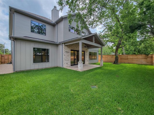 1922 Norcrest Dr Drive, Houston, TX 77055