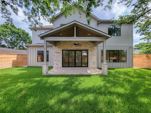 1922 Norcrest Dr Drive, Houston, TX 77055