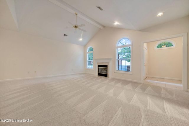 404 McKirkland Pl, Louisville, KY 40245