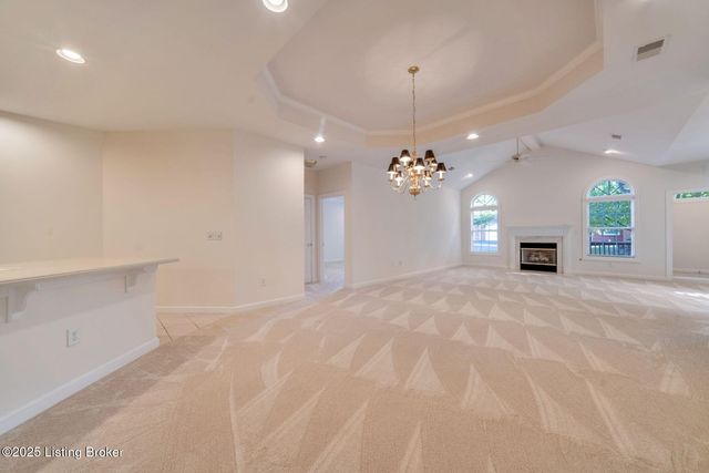 404 McKirkland Pl, Louisville, KY 40245