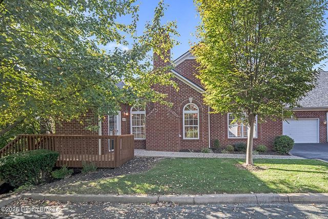 404 McKirkland Pl, Louisville, KY 40245